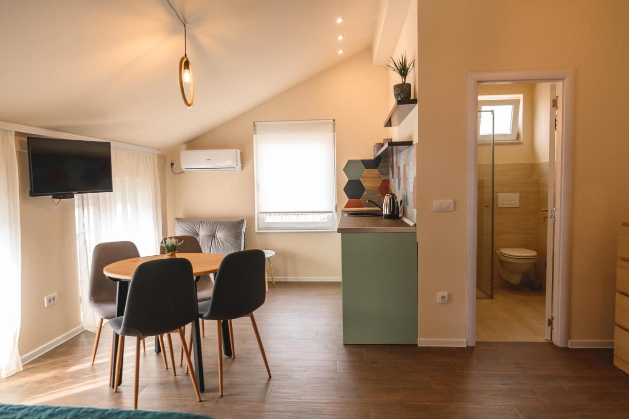 Apartmani Mis Šabac Exteriör bild