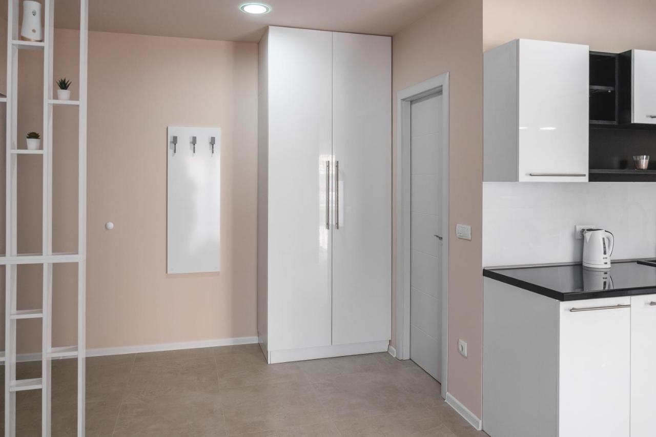 Apartmani Mis Šabac Exteriör bild