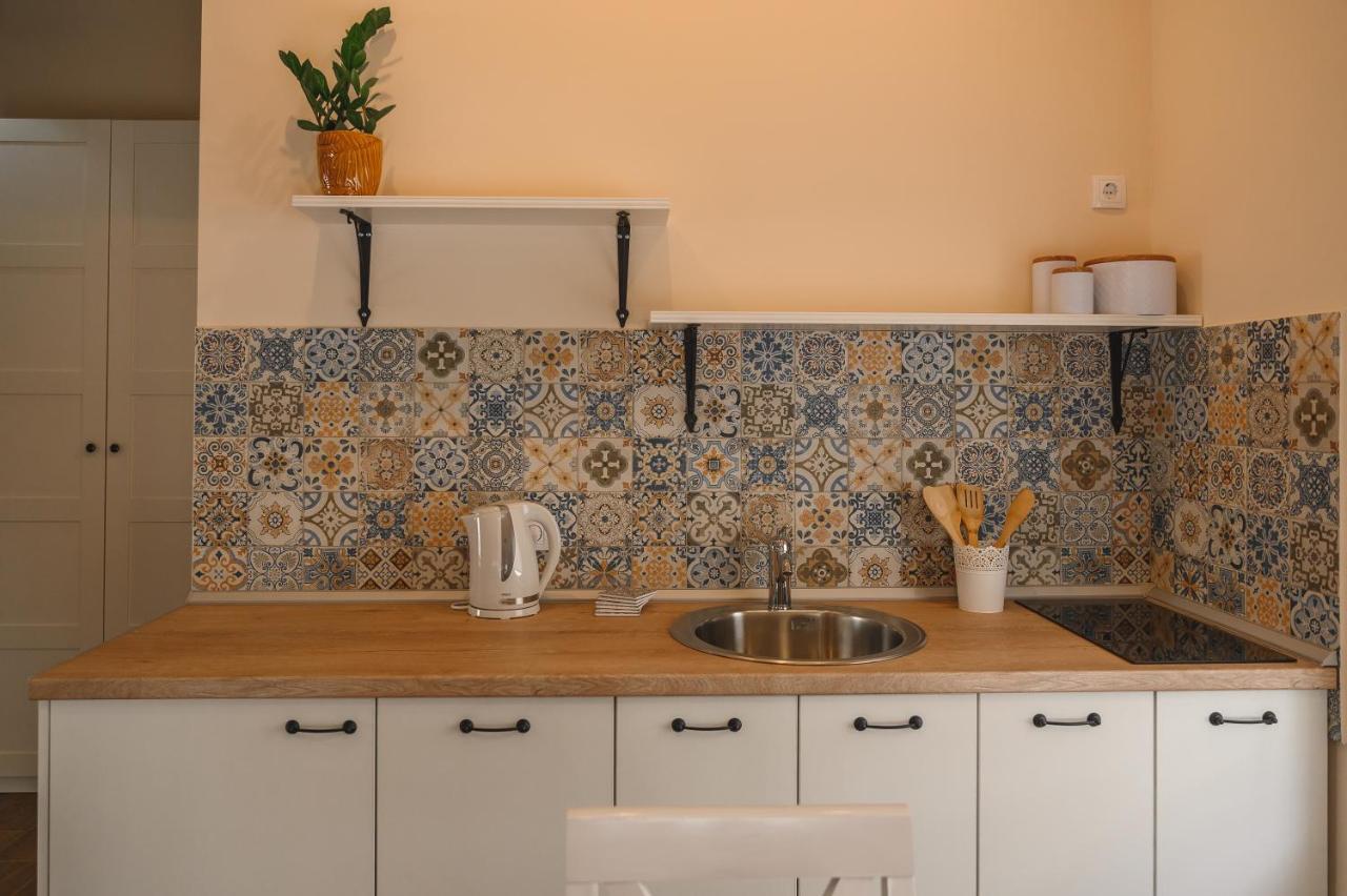Apartmani Mis Šabac Exteriör bild