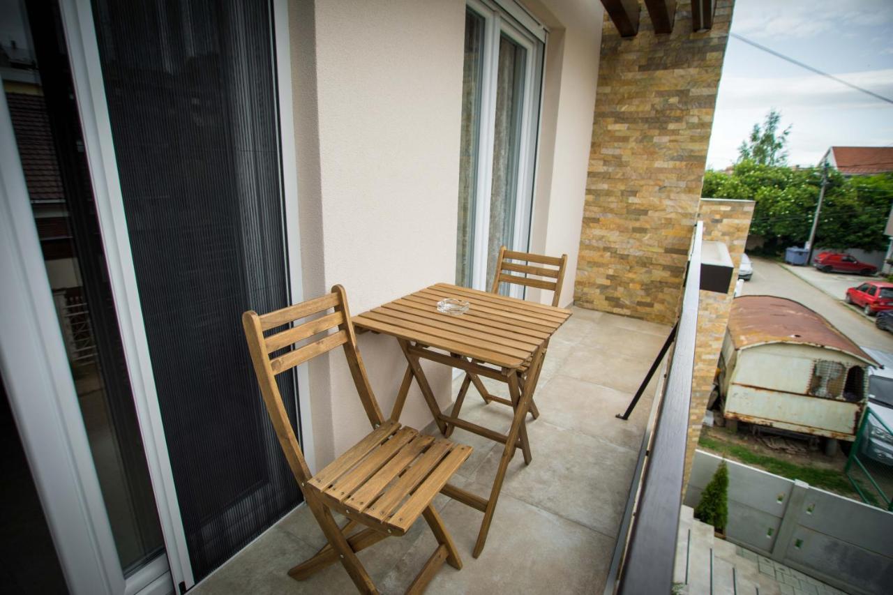 Apartmani Mis Šabac Exteriör bild
