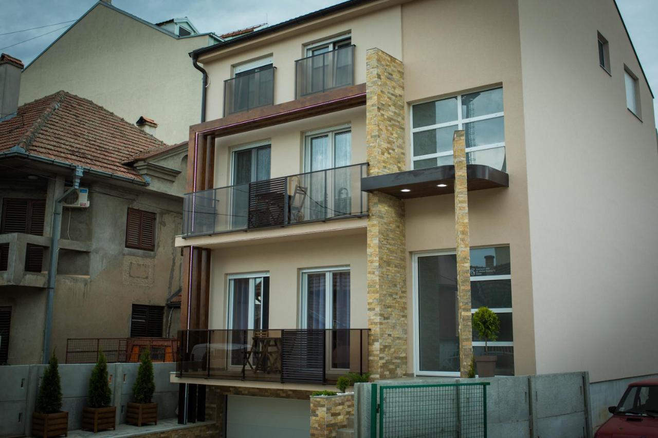 Apartmani Mis Šabac Exteriör bild